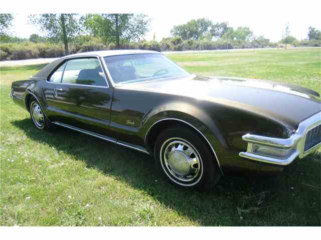 Oldsmobile toronado 1969