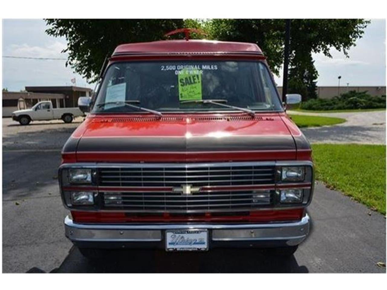 Chevrolet van 1984