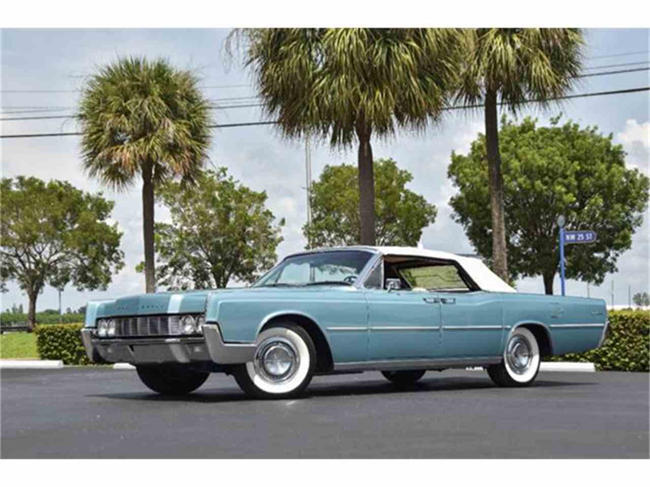 Lincoln continental 67