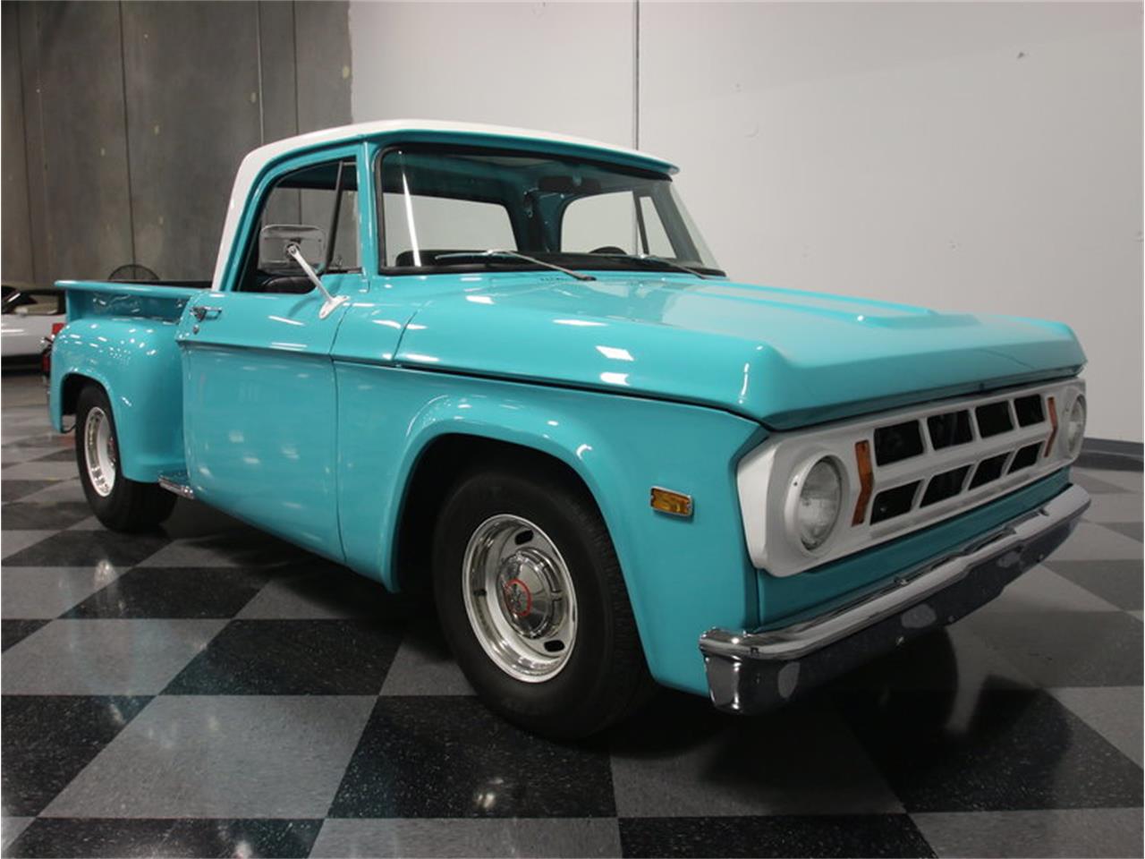 Dodge d 100