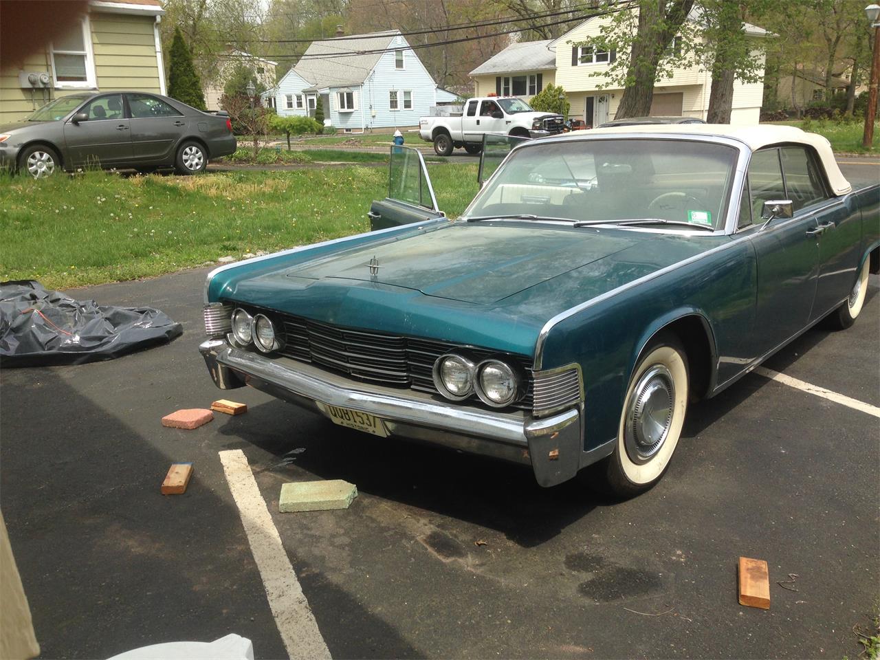 Amazing 1965 Lincoln Town Car Gallery