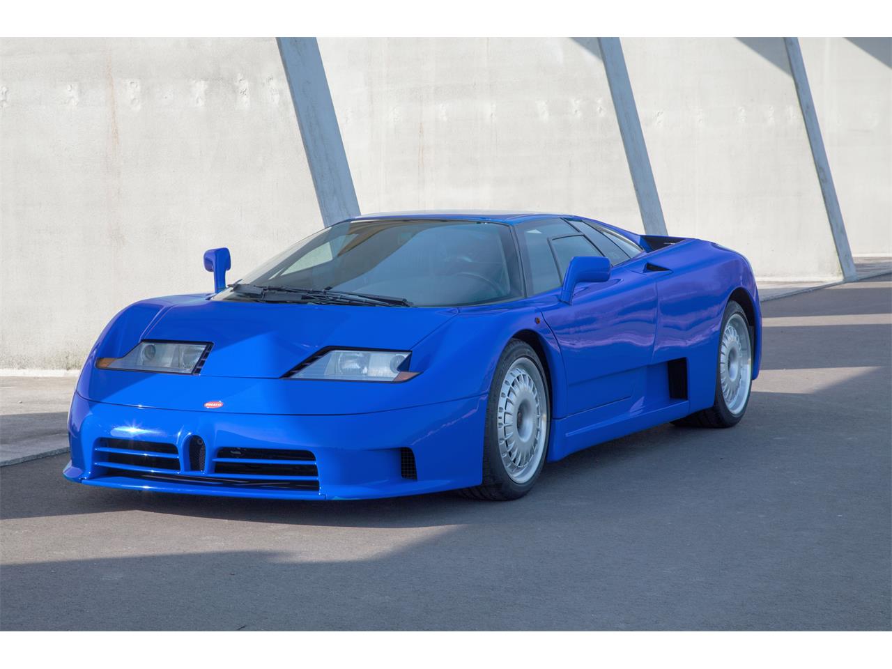 Bugatti eb110 характеристики