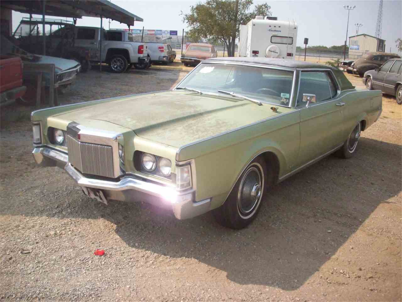 Lincoln continental 69