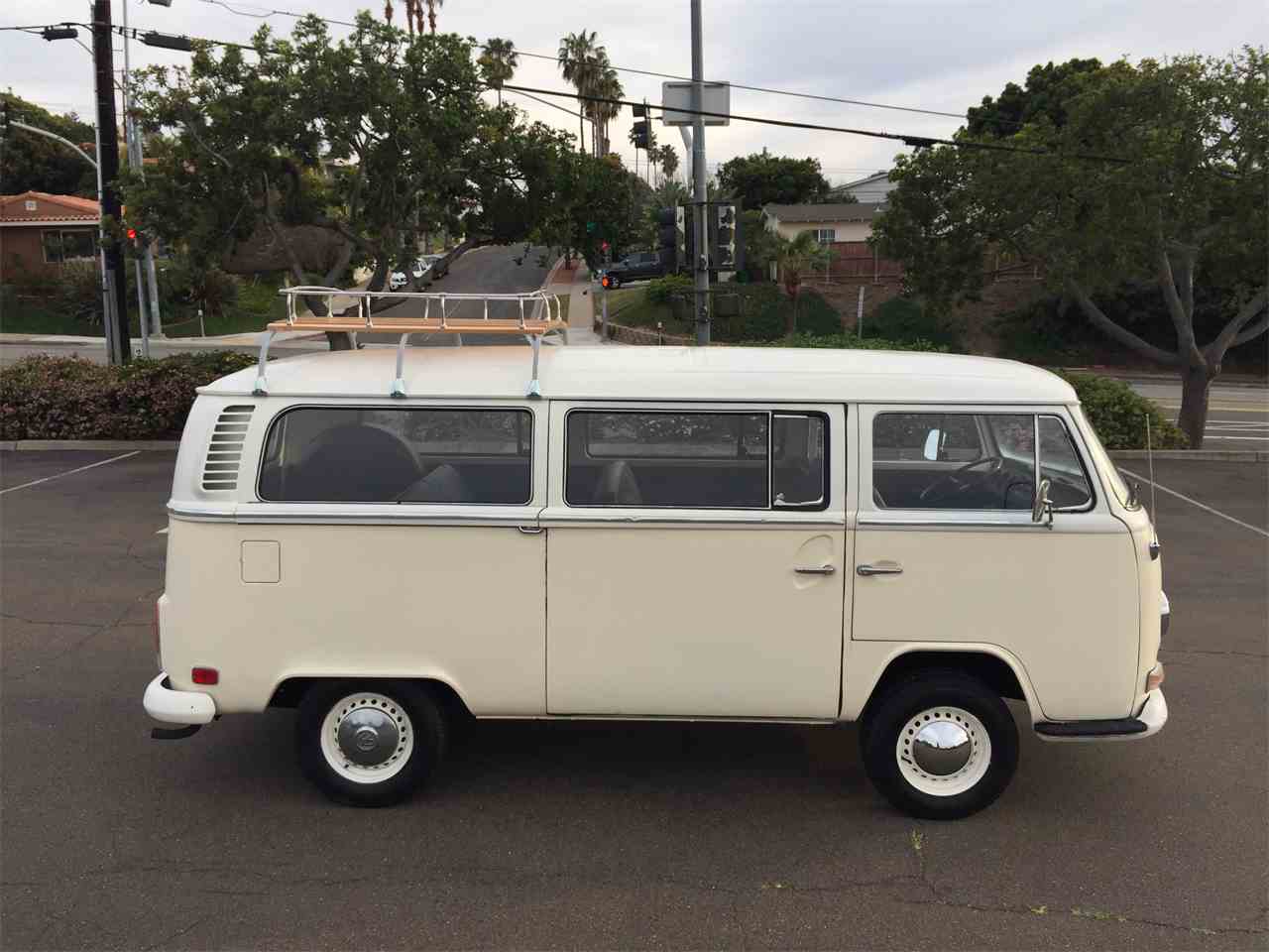 1972 Volkswagen Bus for Sale | ClassicCars.com | CC-898304