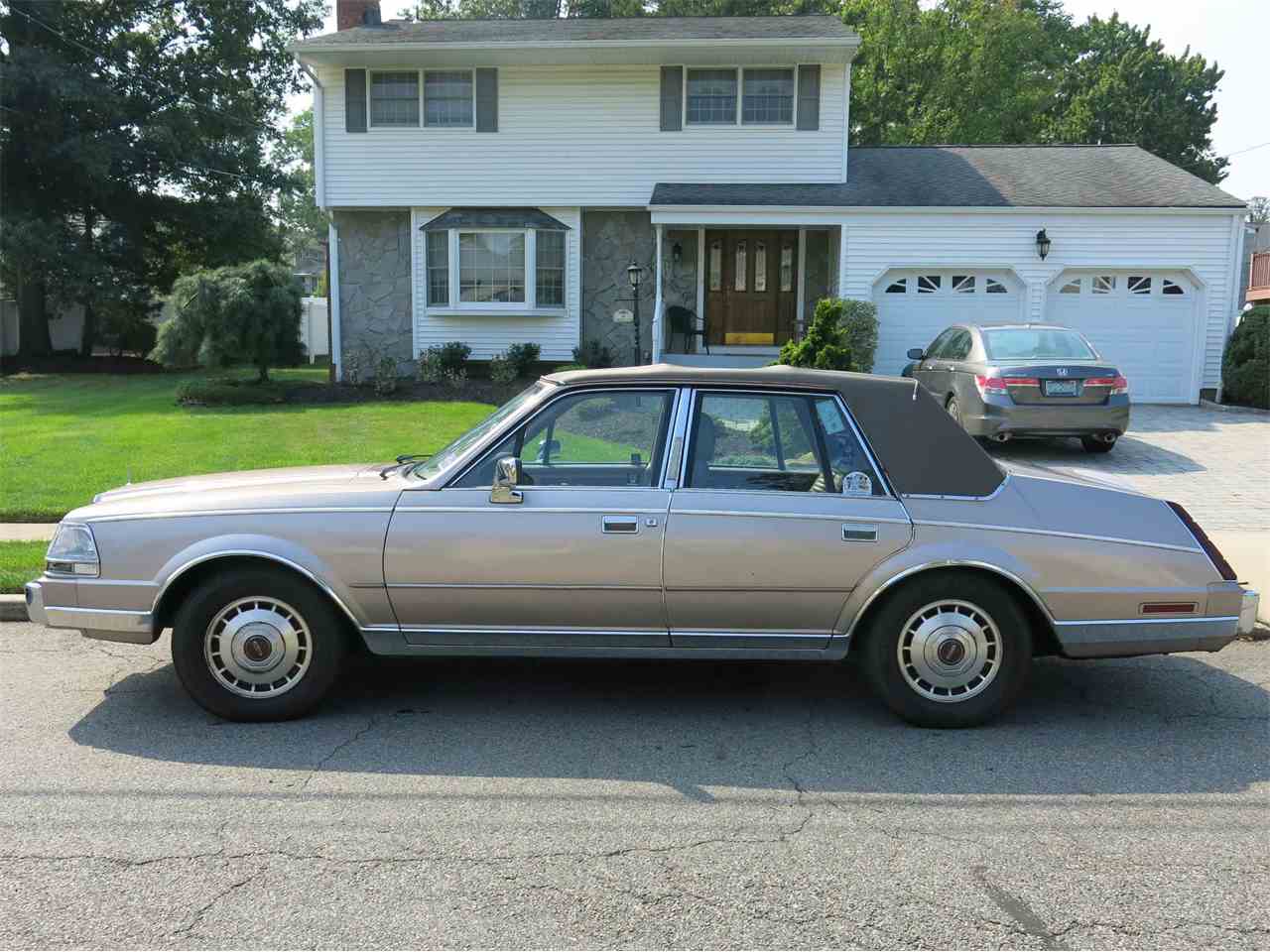 Lincoln continental 1986