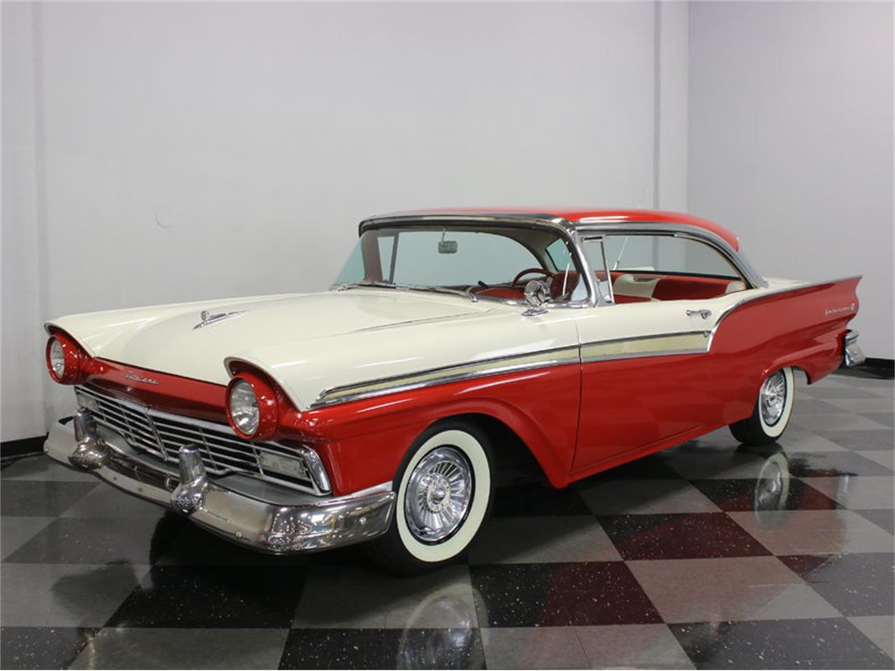 amt 1957 ford fairlane 500