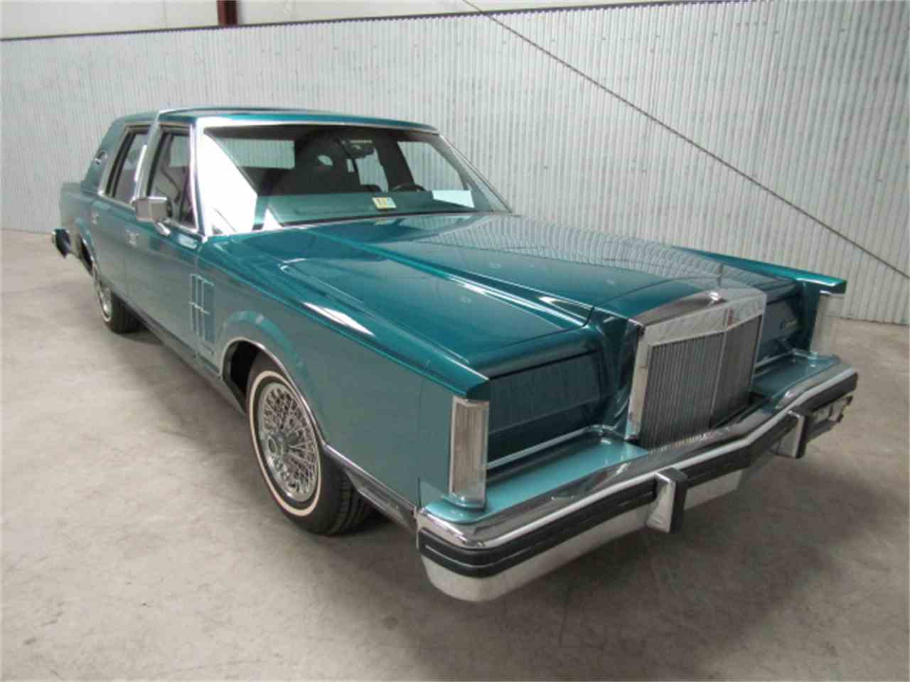 Lincoln continental 1983