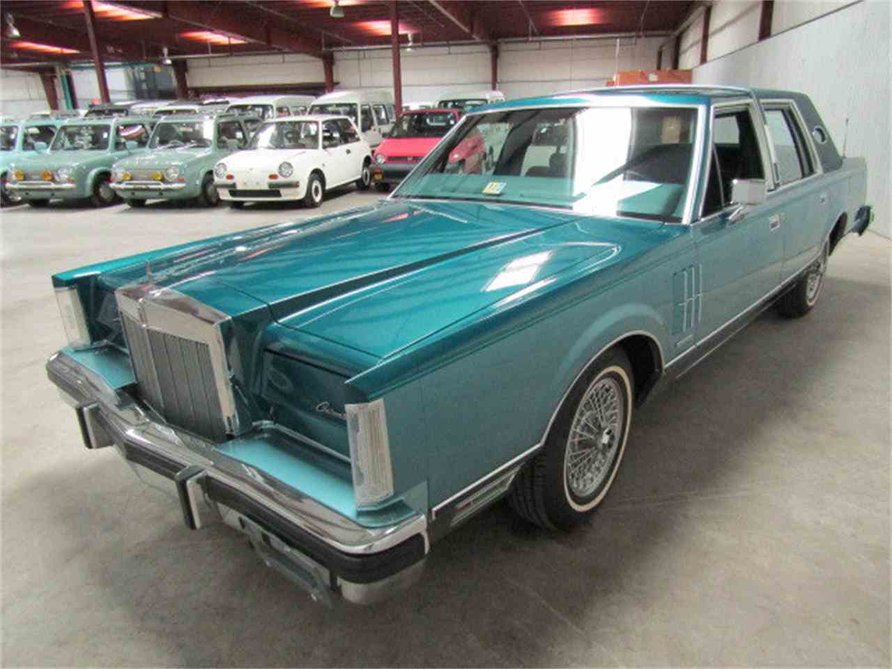 Lincoln continental 1983