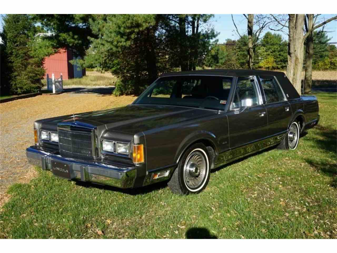 Lincoln town car 1989