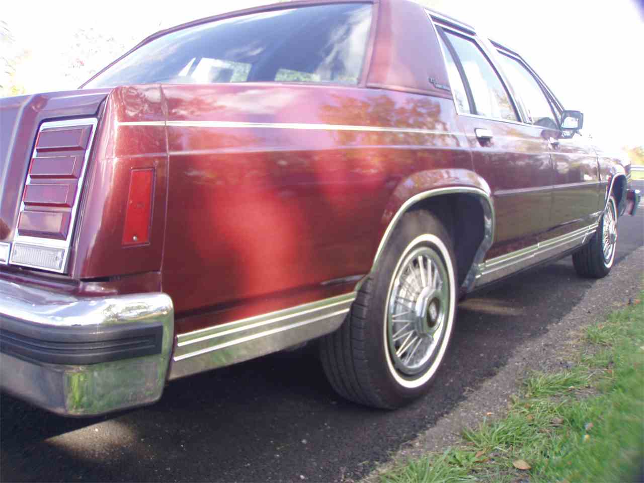 Ford crown victoria 1986