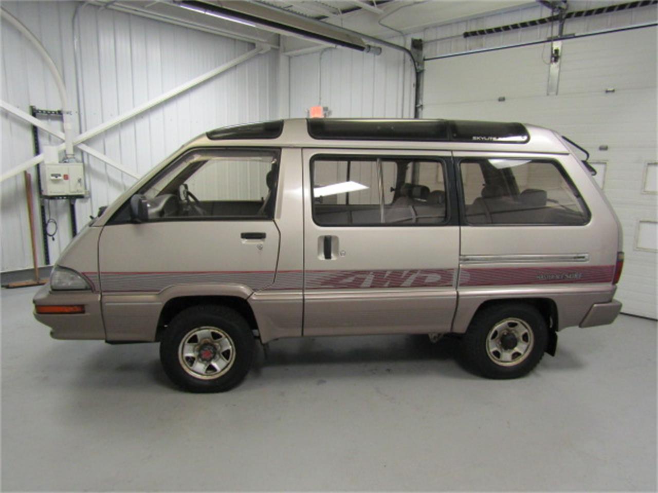 4796003 1990 toyota masterace surf std