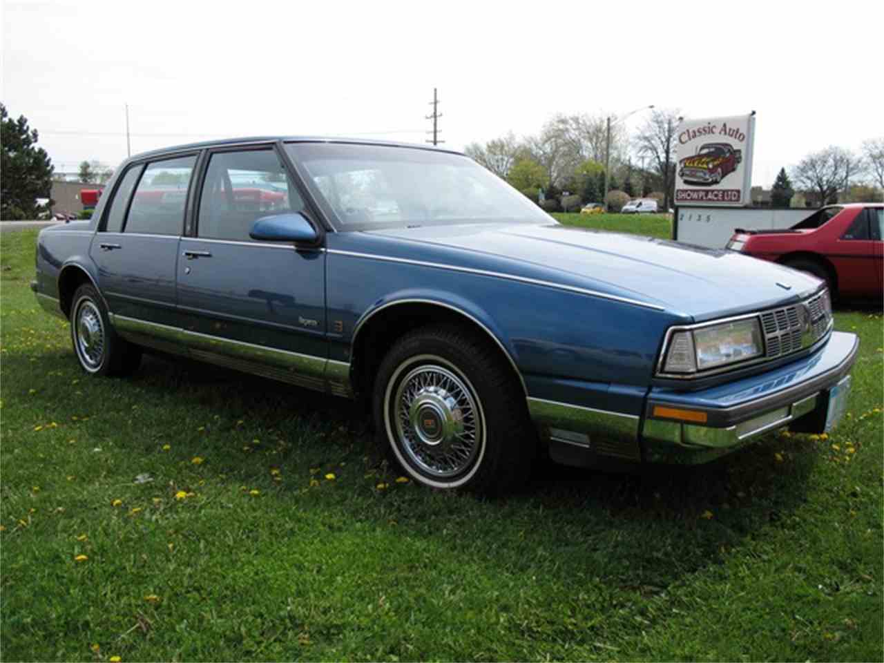 1990 Oldsmobile 98 for Sale | ClassicCars.com | CC-996237