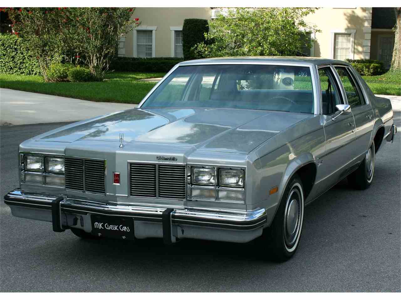 1977 Oldsmobile Delta 88 for Sale | ClassicCars.com | CC-999740